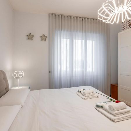 Bnbutler - Stromboli, 22 - Ampio, Luminoso Ed Elegante Milano Dış mekan fotoğraf